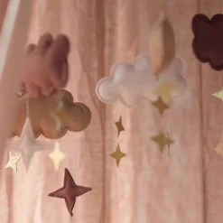 Baby Bello Mobiel Fantasy Clouds Pecan Wood