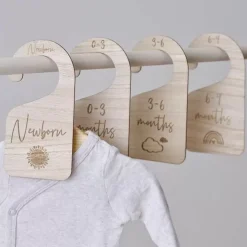 Houten Maathangers Hello Baby Ginger Ray